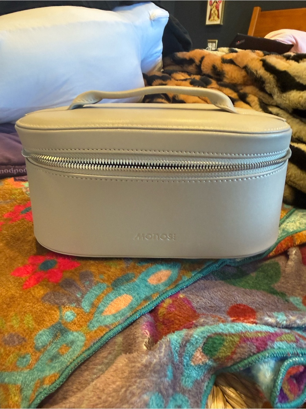 Monos Metro Cosmetic Case ivory